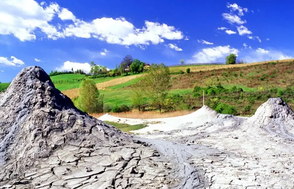 meraviglie-naturali-e-tour-SalseNirano-1030x662-1